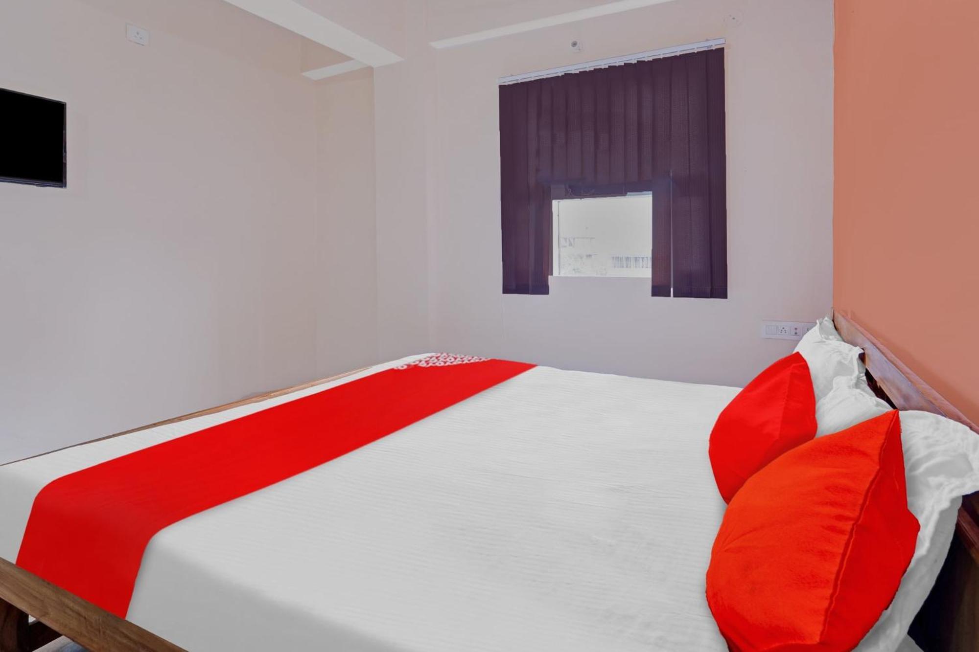 Hotel O Grand Paradise Inn & Banquet Hall Patna  Exterior photo