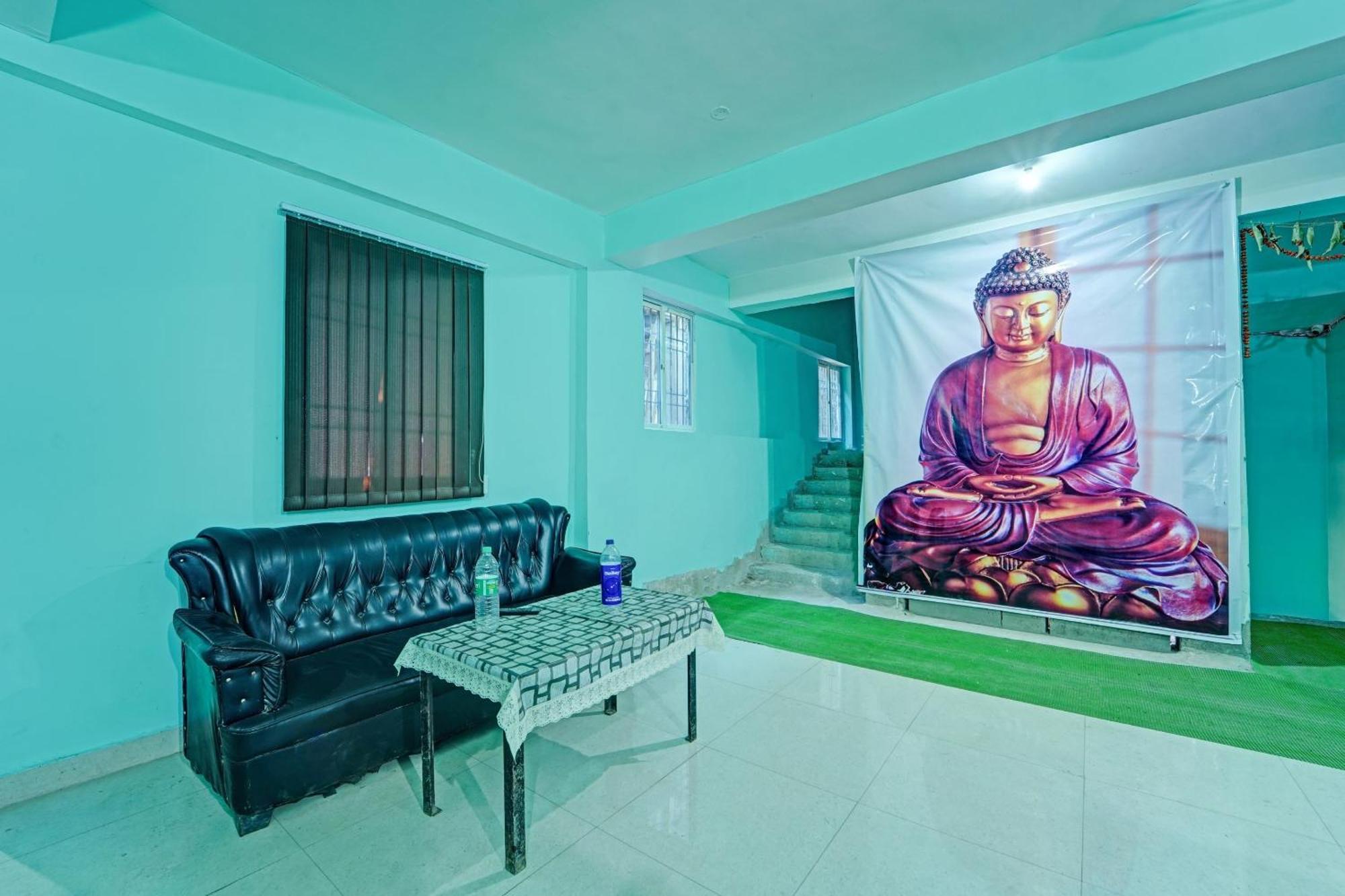 Hotel O Grand Paradise Inn & Banquet Hall Patna  Exterior photo